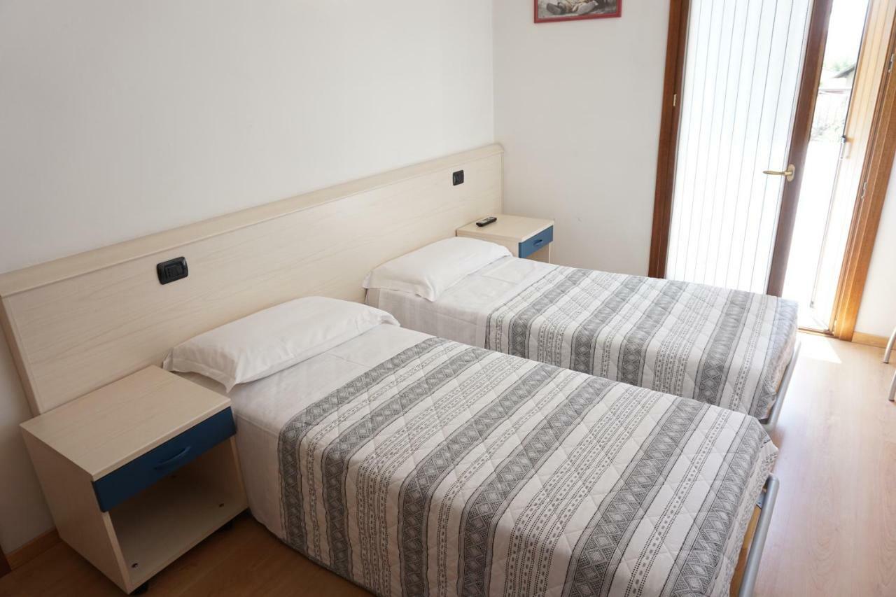 B&B La Villetta Брено Экстерьер фото
